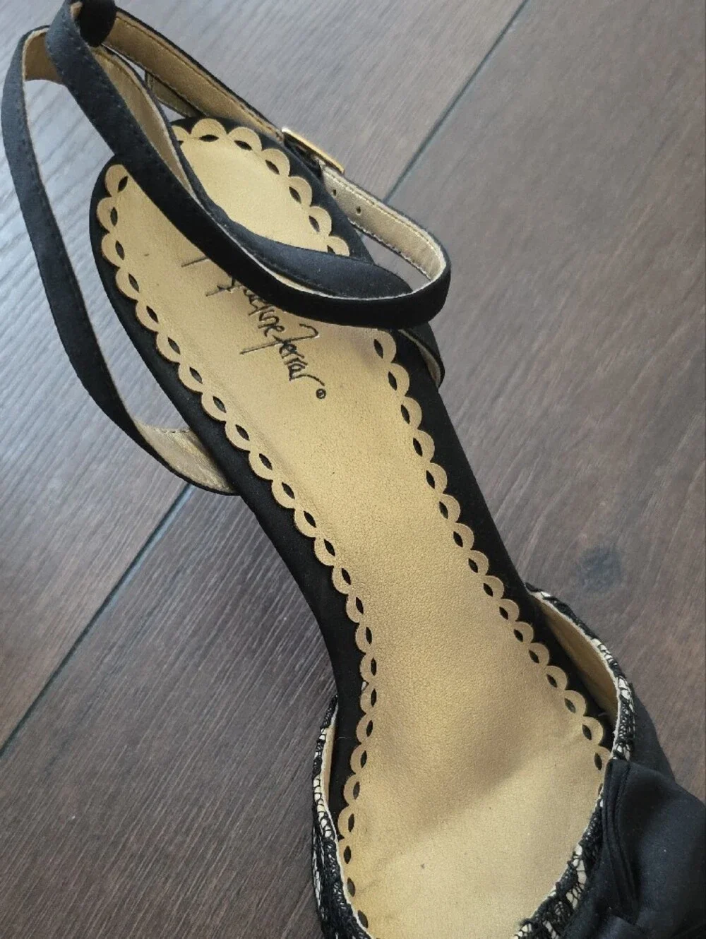 Jacqueline Ferrar refined black